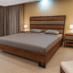 ΚΡΕΒΑΤΙ ΔΙΠΛΟ WOODY Spitimade® ΞΥΛΙΝΟ ΜΕ ΥΦΑΣΜΑ ΣΕ ΜΠΕΖ ΑΠΟΧΡΩΣΗ