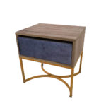 Κομοδίνο Komo-Arco Mε Υφασμάτινη Λεπτομέρεια & Χρυσή Μεταλλική Βάση