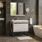 ΕΠΙΠΛΟ ΜΠΑΝΙΟΥ 022-PRESTIGIA 80 cm ΜΕ ΙΔΙΑΙΤΕΡΗ ΜΕ ΒΑΣΕΙΣ ΣΤΑ ΠΛΑΓΙΑ ΣΕ ΟΨΗ ΛΕΥΚΟΥ ΜΑΡΜΑΡΟΥ