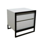 Κομοδίνο Komo-Frame Με Επιφάνεια Σε Όψη Λευκού Μάρμαρου Και Μαύρη Μεταλλική Βάση